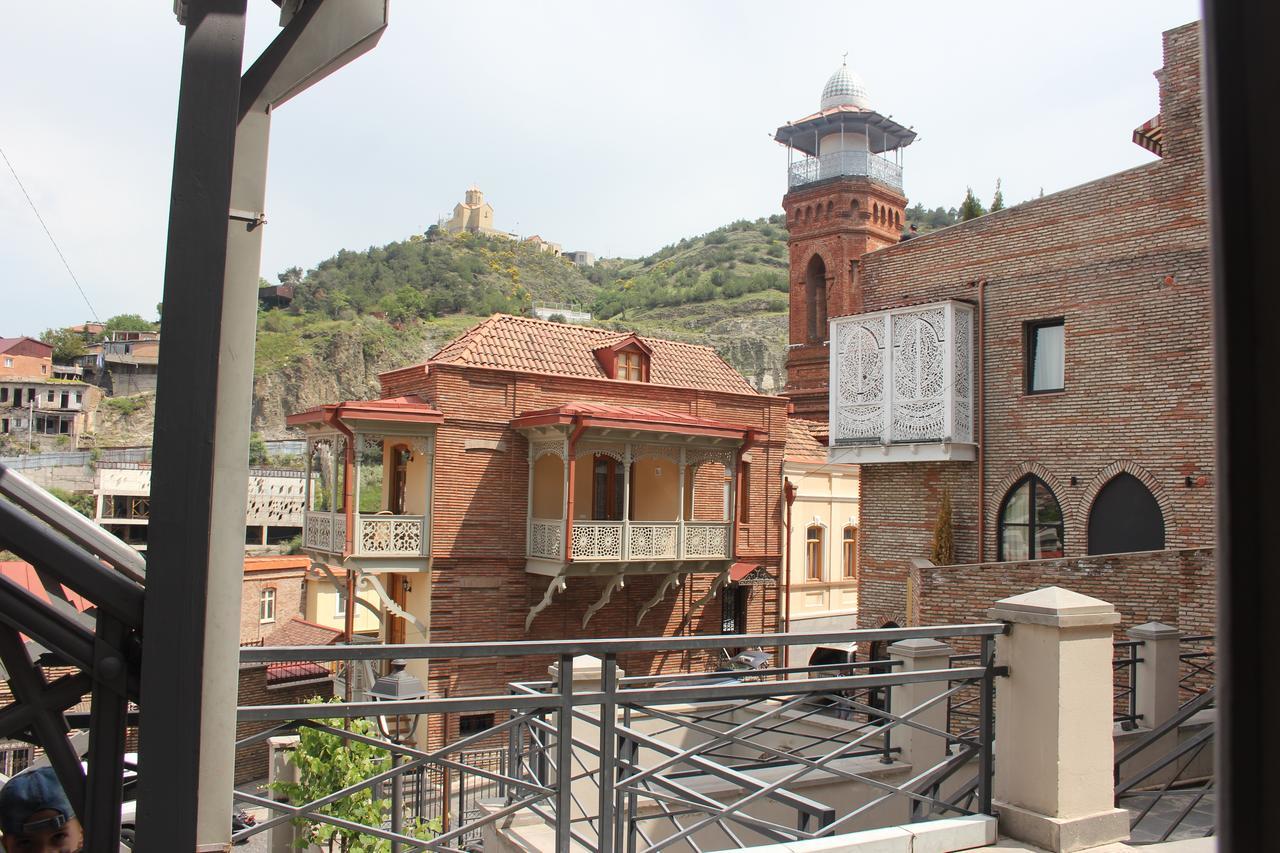 Apartment Nino Botanical Tiflis Dış mekan fotoğraf