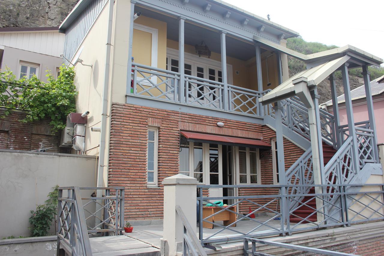 Apartment Nino Botanical Tiflis Dış mekan fotoğraf