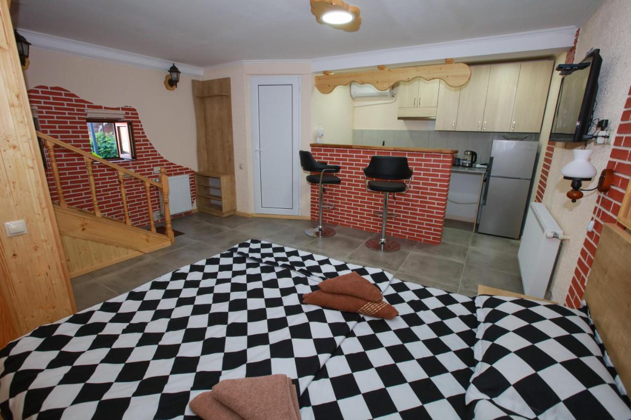 Apartment Nino Botanical Tiflis Dış mekan fotoğraf
